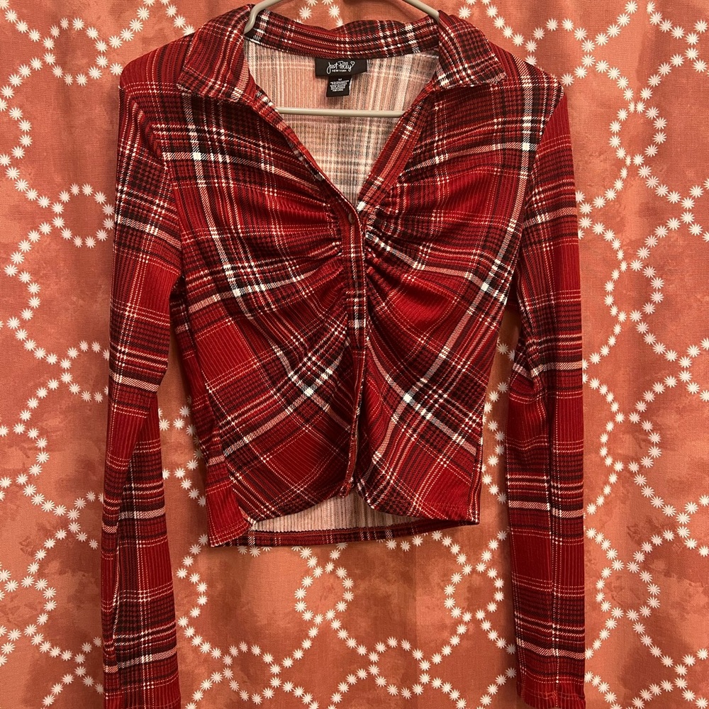 Long-sleeve plaid top